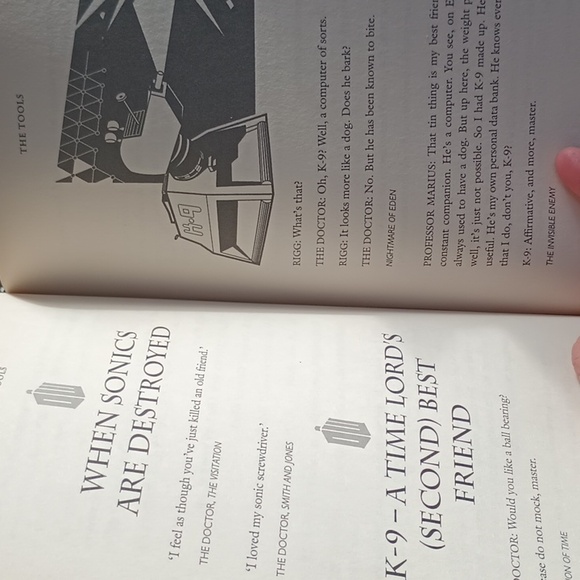 Two New Doctor Who Books - Picture 9 of 13